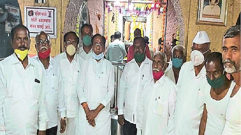 Devotees start flocking to Renavit Revansiddha temple