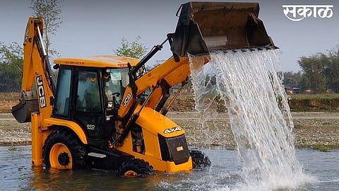 ग्रामस्थ खूश; उद्योजकाने उभारले 15 वनराई बंधारे