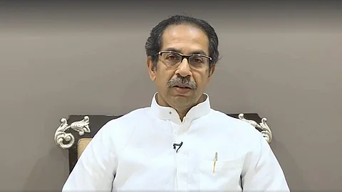 बाळासाहेब ठाकरेंचे सुपुत्र उद्धव ठाकरे यांची संपत्ती किती ? वाचा...