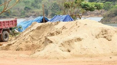 Auction of sand ghats stalled due to environment committee