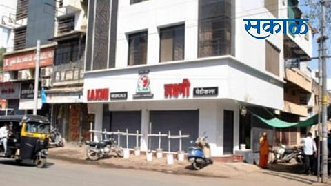 मनपा प्रशासनाच्या विरोधात जळगाव शहरातील सातशे मेडीकल बंद