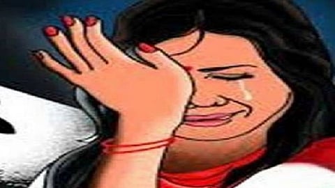 woman harrasment 123.jpg