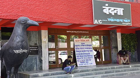 कोरोनाच्या धास्तीने ठाण्यात शुकशुकाट