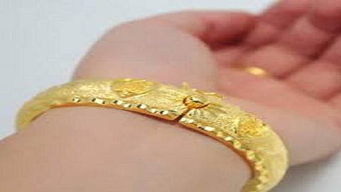 1 लाखाची बांगडी पोलिसांनी शोधली!