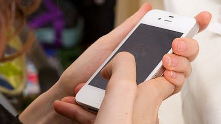 friend photo in wife mobile