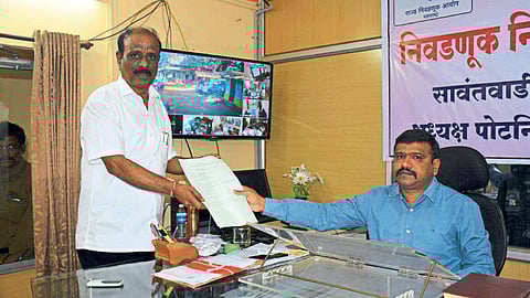 Baban Salgaonkar Fill Form As Independent In Sawantwadi Election