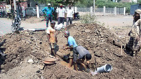 पाणी नाही, नळातून येते नुसतीच हवा