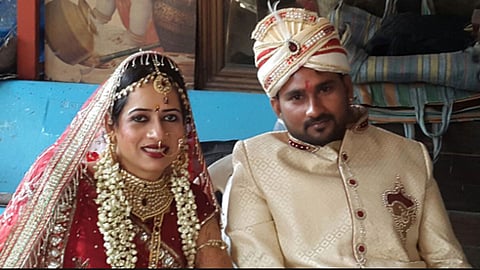 स्वछंदी निर्भय प्रेमासाठी; कहानी पहिल्या जाहीर तृथियपंथी विवाहाची