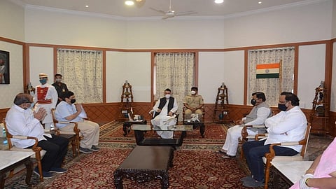 अभिव्यक्तीस्वातंत्र्य जपण्यासाठी राज्यपालांनी हस्तक्षेप करावा; भाजपची राज्यपालांकडे मागणी