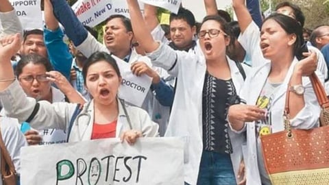 प. बंगालमध्ये डॉक्टरांचा संप मागे
