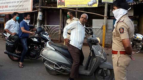 मुंबईकरांनो खबरदार! मास्क नसेल तर भरावा लागणार दंड; BMC ची कारवाई सोमवारपासून सुरू