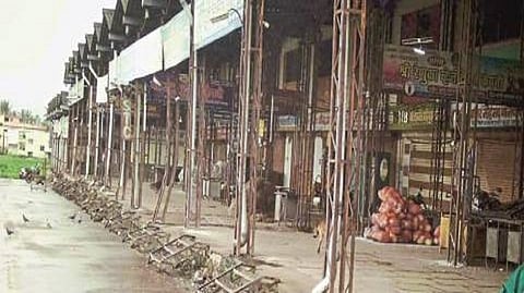 लोखंड-पोलाद बाजार समितीत अनागोंदी; प्रहार संघटनेची एमएमआरडीएकडे तक्रार