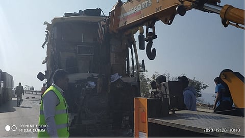 खंडाळाघाट आडोशी उतार बनले अपघातांचे केंद्र, महिन्यात सरासरी 5 मोठे अपघात