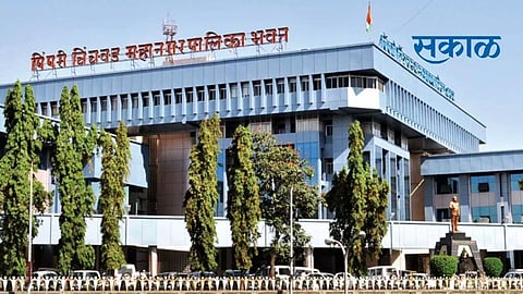 Administration Officer Jyotsna Shinde Show cause notice