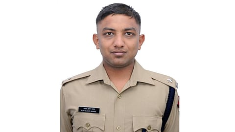 नाद खूळा! वेश बदलून एसपीच फिरताहेत साता-याच्या रस्त्यांवर