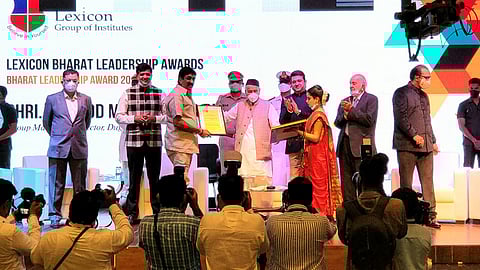 Governor presents award to Dugad group in Parner taluka