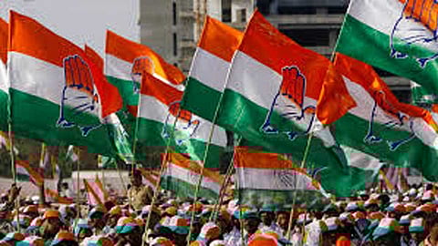 Loksabha 2019 : काँग्रेस उमेदवाराला मताधिक्य द्या, नाहीतर मंत्रिपद काढून घेईन; मुख्यमंत्र्यांचा इशारा