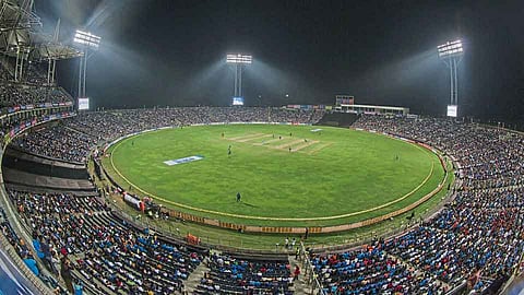 क्रिकेट स्टेडियम