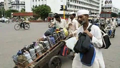 मुंबई डबेवाल्यांचा शेतकऱ्यांच्या आंदोलनाला पाठिंबा