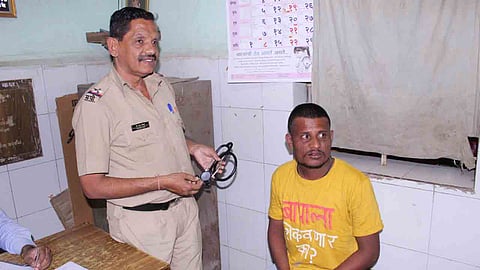 jalgaon bogas doctor arest imege