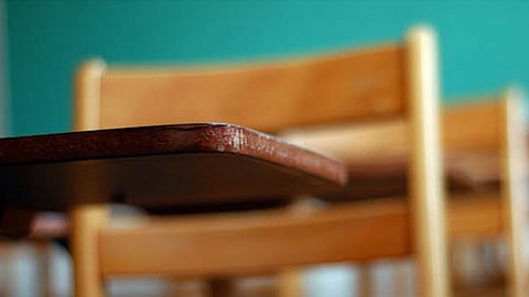 तंत्राबरोबर बदलावा शिक्षणाचा मंत्रही