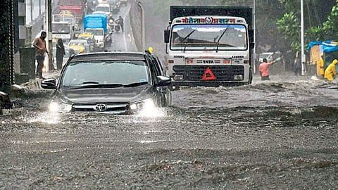 भविष्य नोकऱ्यांचे : पूरस्थितीची ‘स्मार्ट’ पूर्वसूचना
