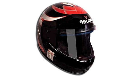 थांबा! हेल्मेट घाला, प्रवासाला निघा; कऱ्हाड पोलिसांचे आहे लक्ष