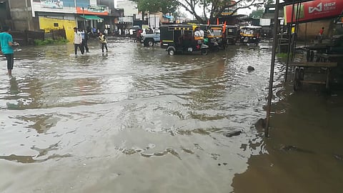 Heavy rain shendurni