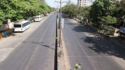 कळवा : संचारबंदीनंतर कळव्यात पसरलेला शुकशुकाट