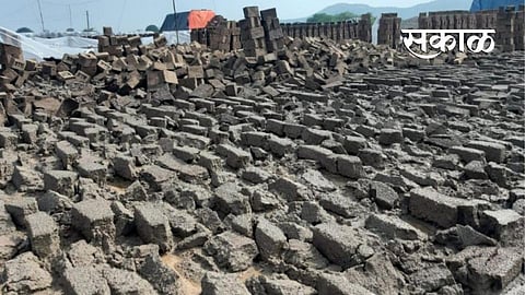 Major damage to brick kiln due to unseasonal rains in Ambegav Taluka