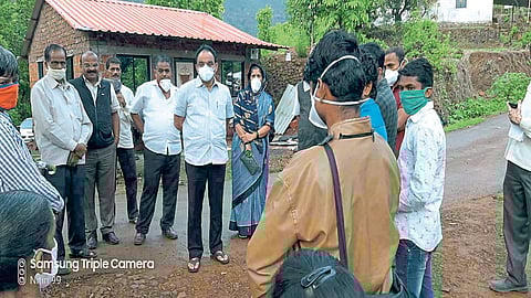 महाबळेश्वरात आमदार मकरंद पाटील भावुक; घराकडे परतणाऱ्यांना सांभाळून घ्या!