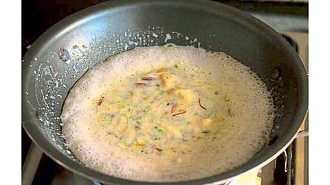 Nachnichi-Khir