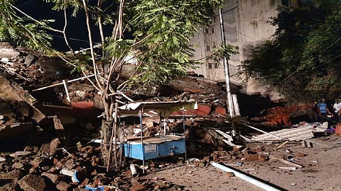 मोठी बातमीः नालासोपाऱ्यात 4 मजली इमारत कोसळली