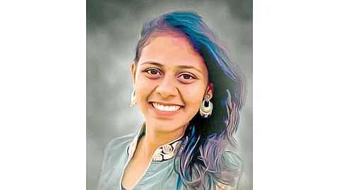 पुणे-बंगळूर महामार्गावरील अपघातात युवती ठार; मुंढेत शाेककळा