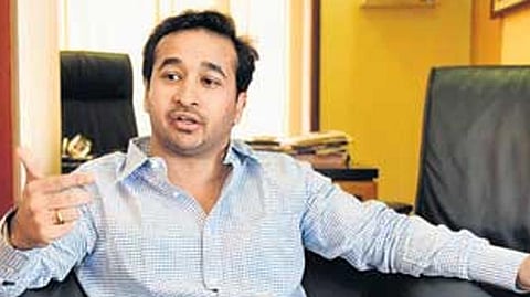 Nitesh rane challenges shivsena leaders in Sindhudurg to give up their official police security