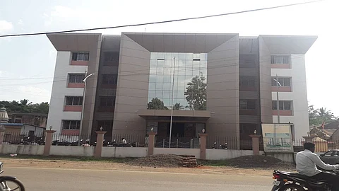 The inauguration of this building may be after the formation of the government ?