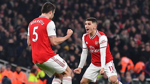 Paul Pogba less Manchester United slips to New Years Day defeat at Arsenal