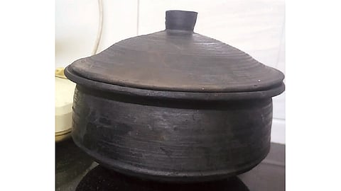 घरोघरी पुन्हा मातीची भांडी