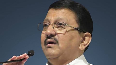 छगन भुजबळ आणि विजय वडेट्टीवारांच्या मागे सर्व महाराष्ट्र, नेत्यांच्या राजीनाम्याची मागणी अयोग्य