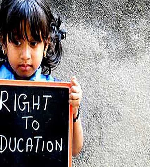 Admission of 11504 RTE students in a month in Maharashtra