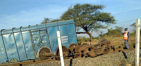 Twelve coaches of a freight train collapsed near Shrigonde station