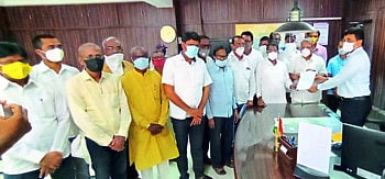 अतिवृष्टीमुळे शिरपूर तालुका ओला दुष्काळ जाहीर करा