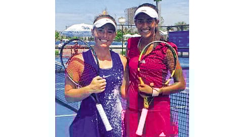 ऋतुजा-अलेक्झांड्रा दुहेरीत विजयी