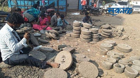 जाते, पाटा, वरवंटा कसा बनवितात माहिती आहे का?