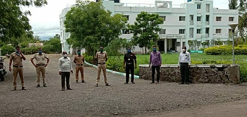 66 prisoners in the farmers residence of Mahatma Phule Agricultural University in Rahuri