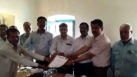 शिवपार्थच्या वडिलांना सकाळच्या माध्यमातून नोकरी