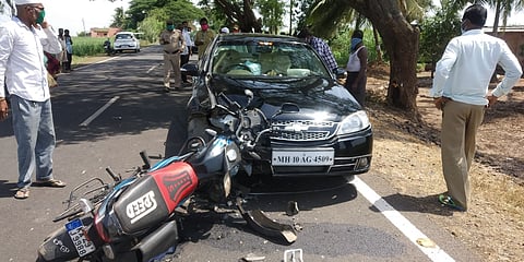 Tehsildar of Kagwad escaped from the accident