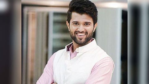 Arjun reddy fame vijay to debut in Bollywood with karam johar movie