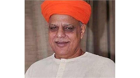 'लोक कपडे खरेदी करतात म्हणजे देशात मंदी नाही'