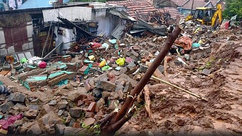 भिंत कोसळली म्हणून केलं तब्बल 400 दलितांनी धर्मांतर